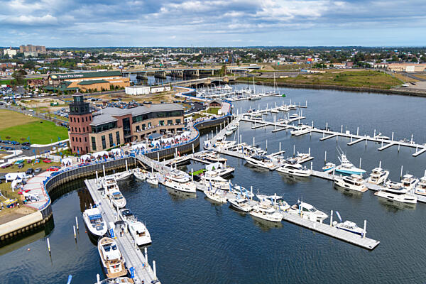 Steelpoint Seaport 1